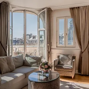 La Clef Louvre By The Crest Collection パリ