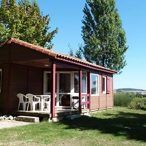 https://chalets-des-mousquetaires-campground-caravan-park.midi-pyreneeshotels.com